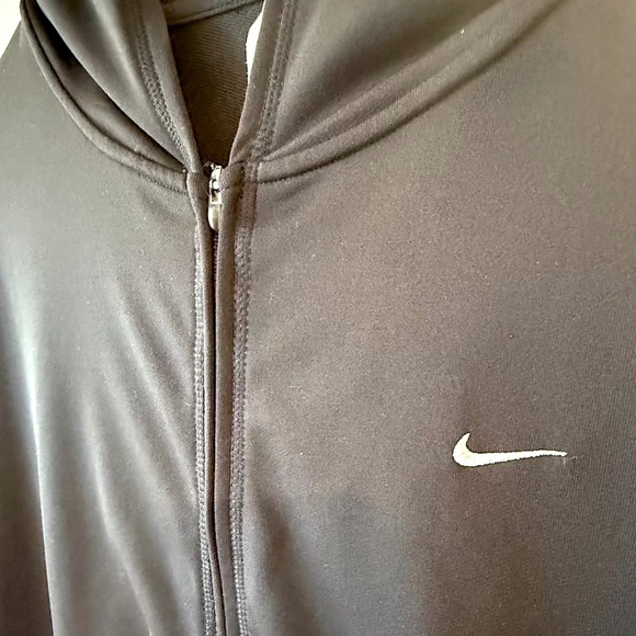 Nike FitDry Women’s Black Full Zip Hooded Sweater Jacket - Large (EUC) - Picture 3 of 12